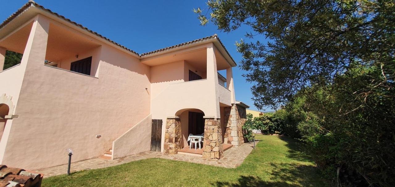Iss Travel, Le Carrube Two Bedrooms Apartments With Air Conditioning San Teodoro  Exteriér fotografie