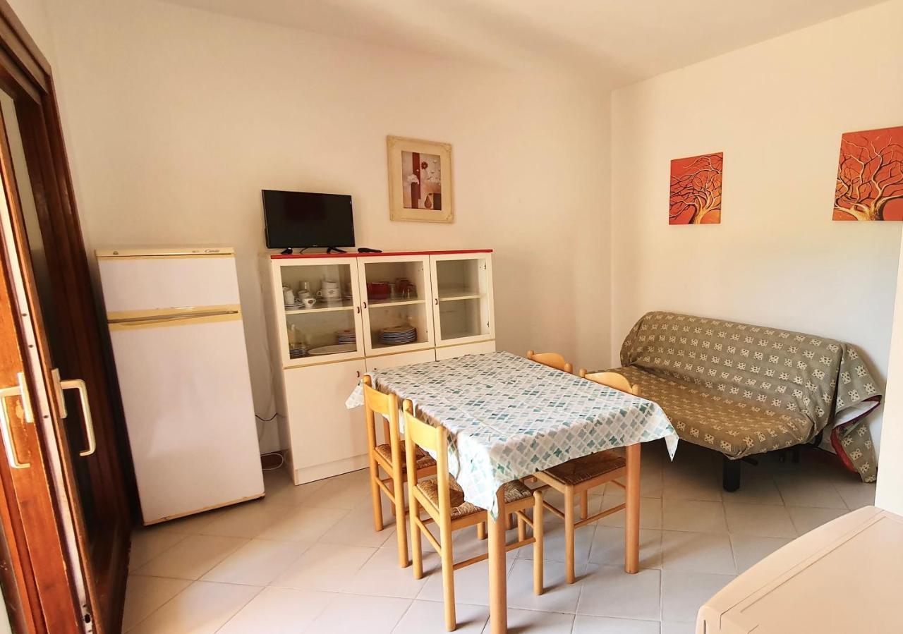 Iss Travel, Le Carrube Two Bedrooms Apartments With Air Conditioning San Teodoro  Exteriér fotografie