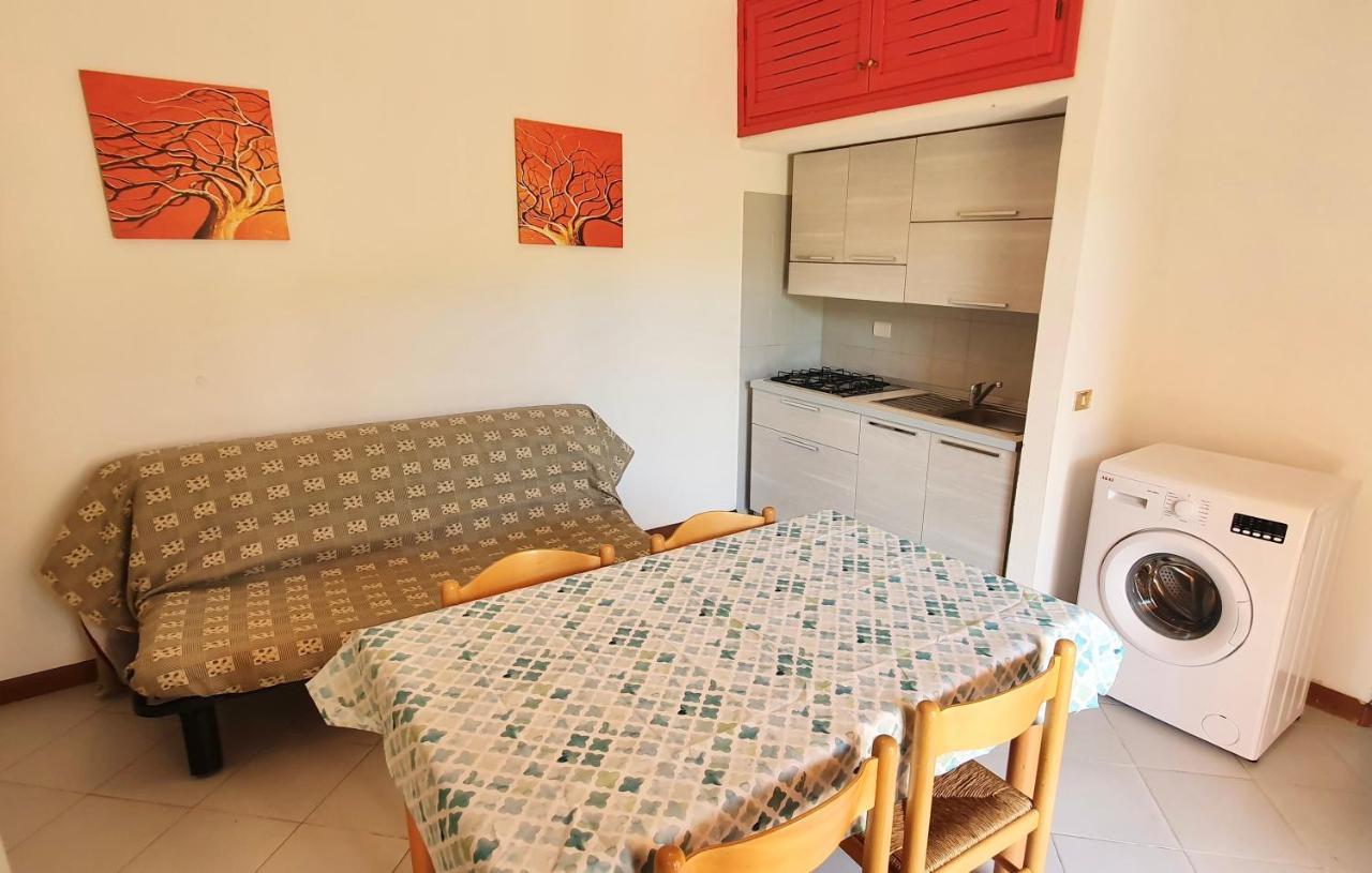 Iss Travel, Le Carrube Two Bedrooms Apartments With Air Conditioning San Teodoro  Exteriér fotografie