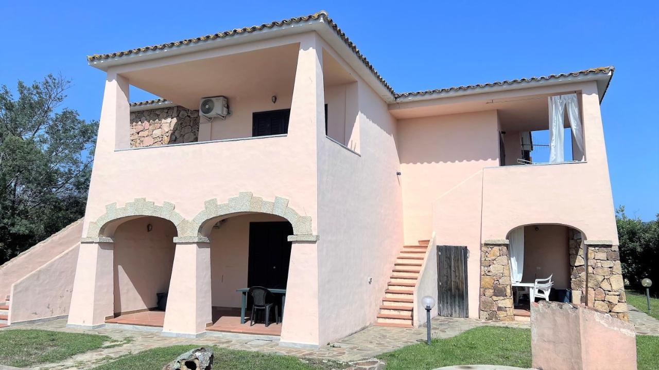 Iss Travel, Le Carrube Two Bedrooms Apartments With Air Conditioning San Teodoro  Exteriér fotografie